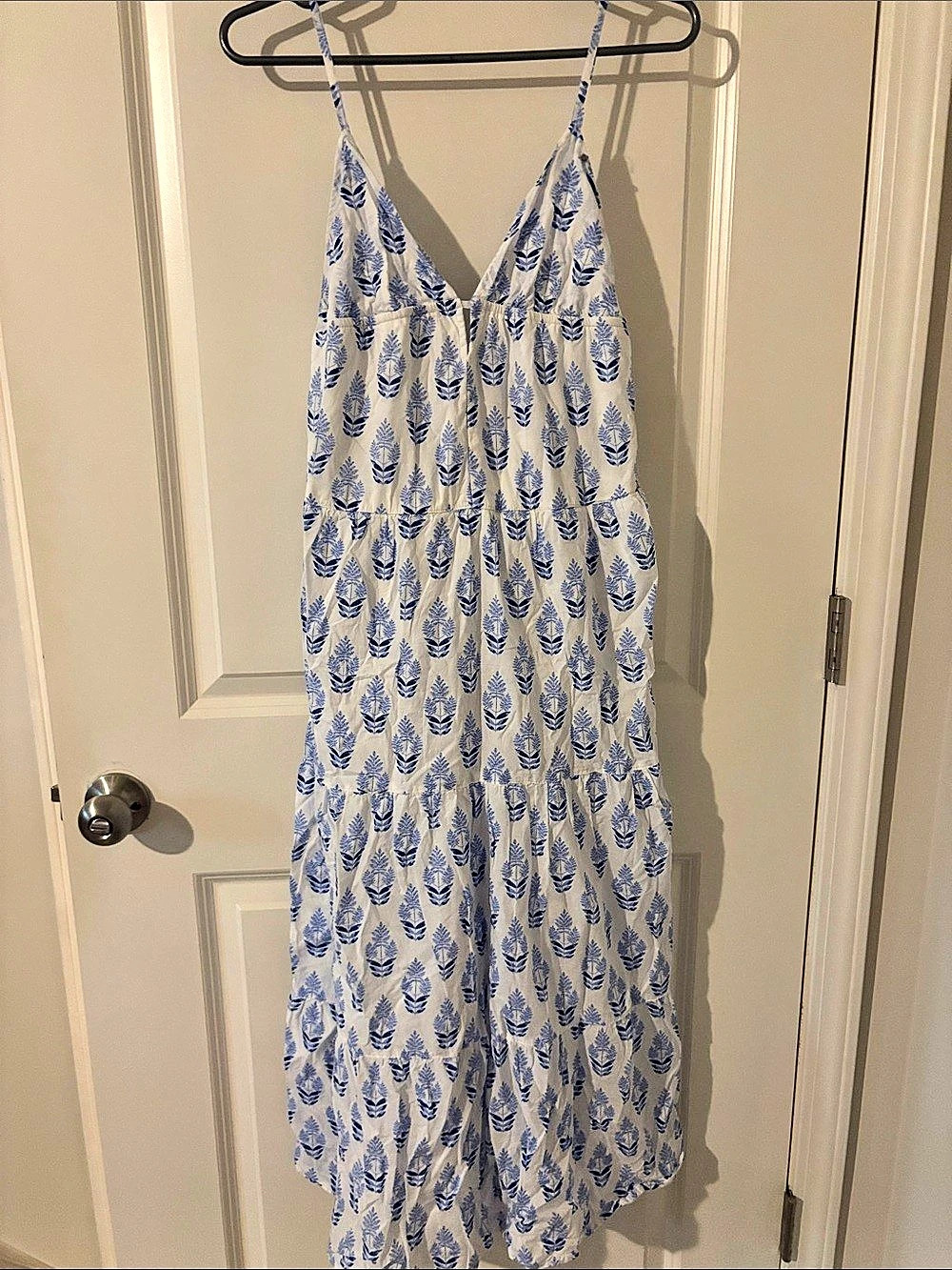 Japna Floral Maxi Dress in White & Blue Size XS Like New